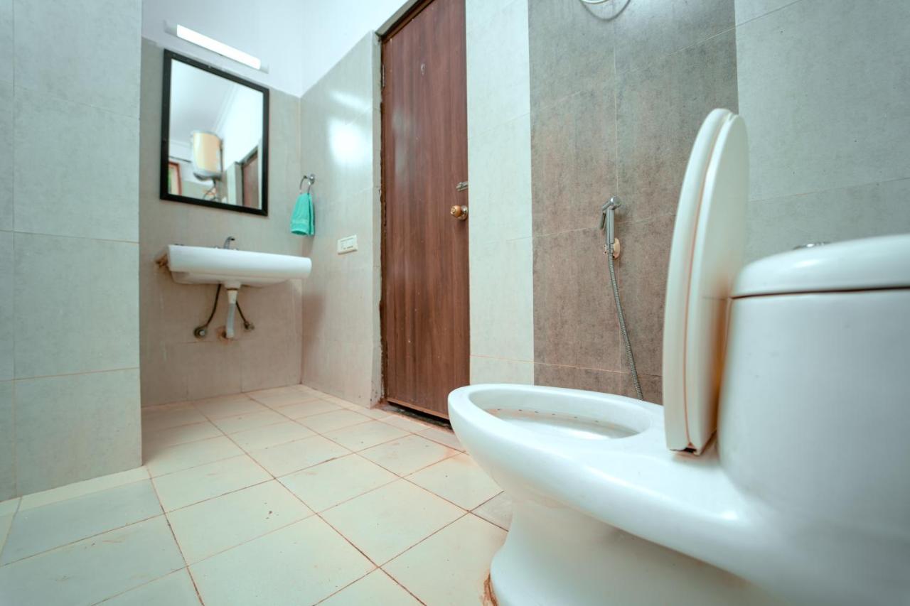 Atulyam Villa- Andžuna Exteriér fotografie