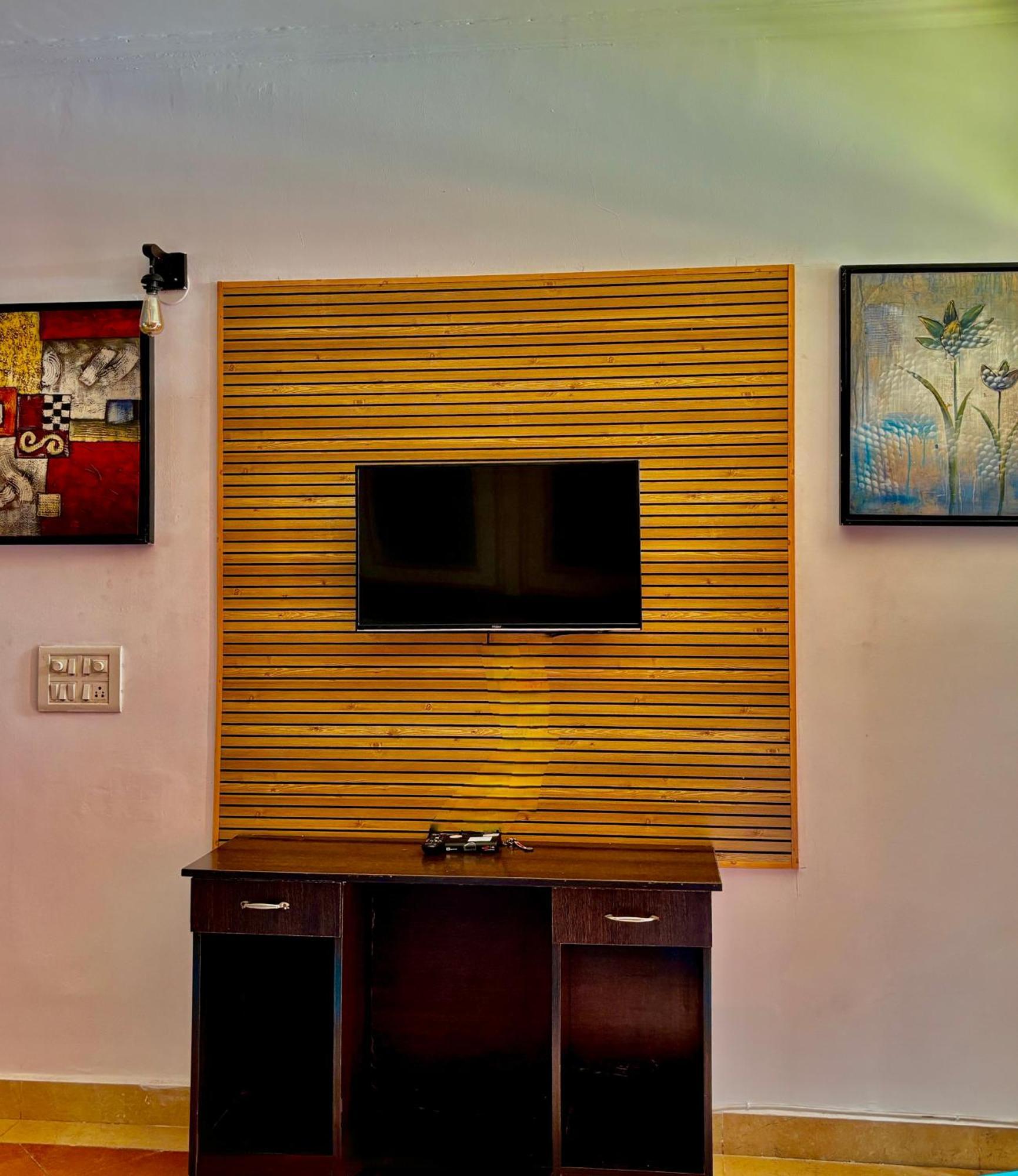 Atulyam Villa- Andžuna Exteriér fotografie