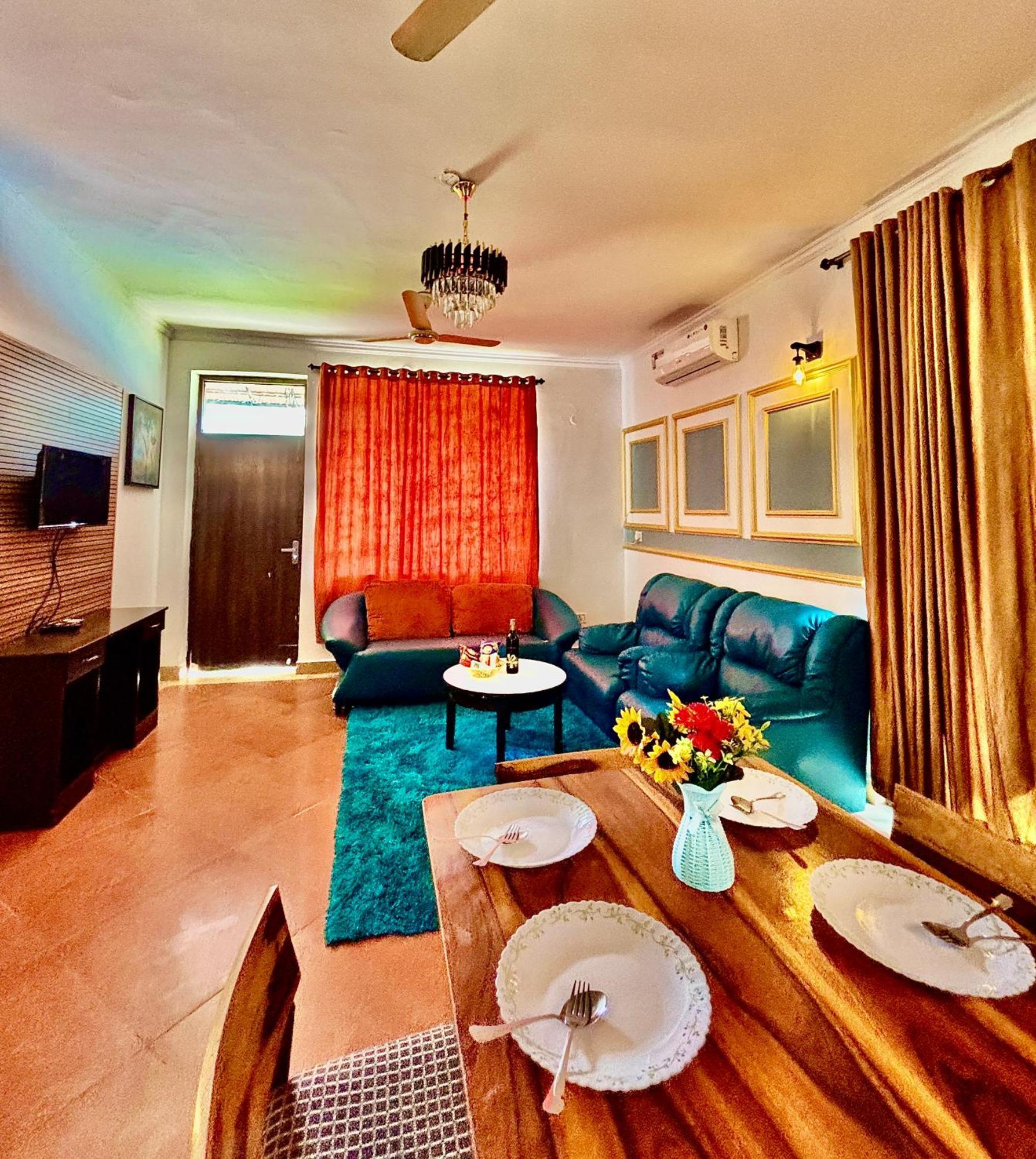 Atulyam Villa- Andžuna Exteriér fotografie